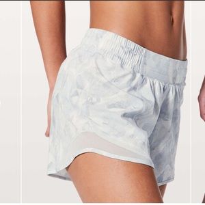 Lululemon Hotty Hot LR Shorts